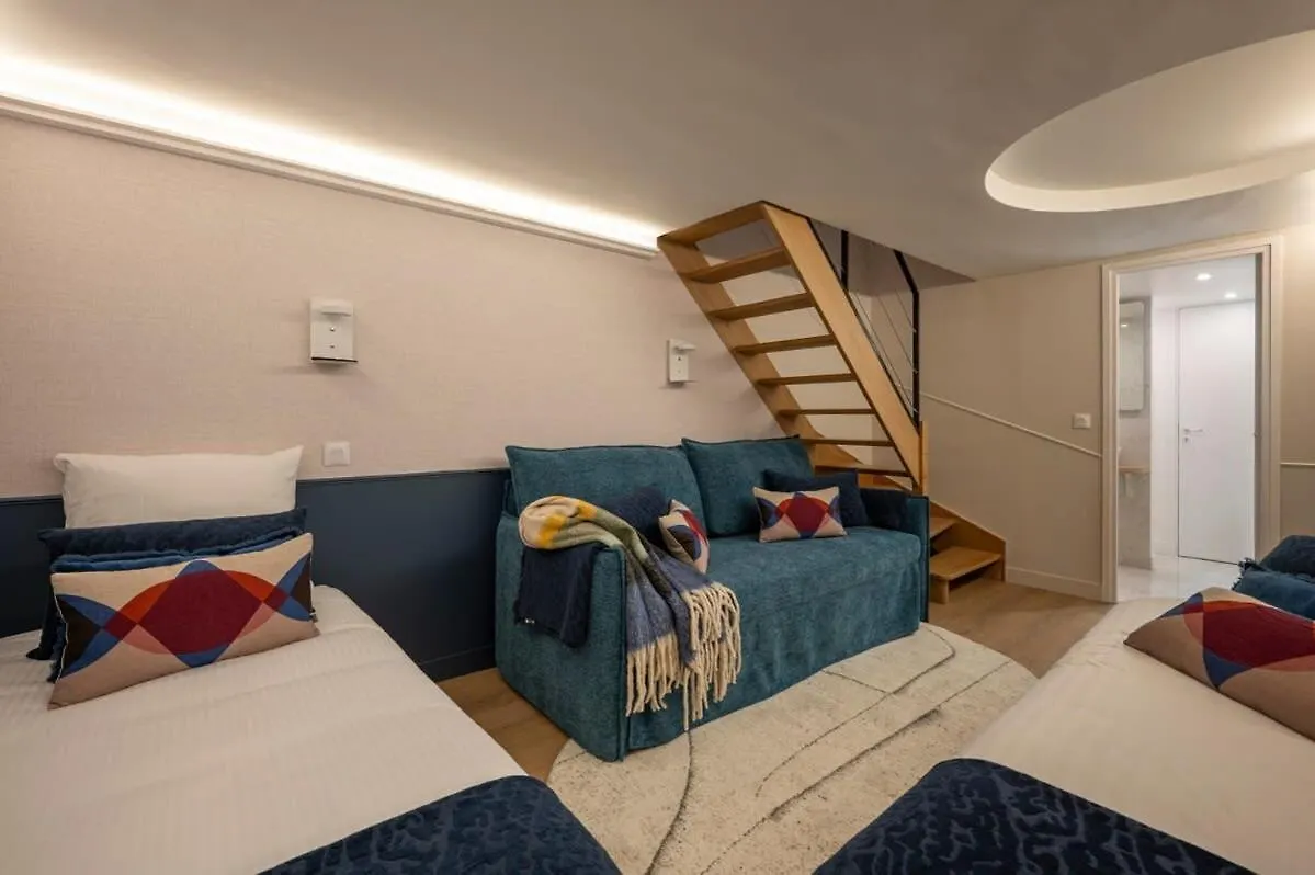פריז La Villa Ballu 0*,  צרפת